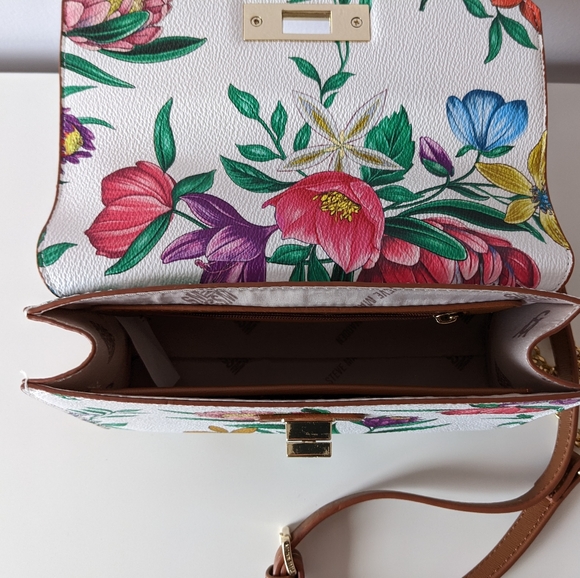 Floral Crossbody Bag - Great condition - Picture 10 of 10